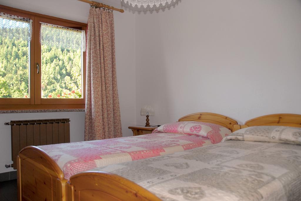 Agriturismo Plan D'Avie Aosta Kamer foto